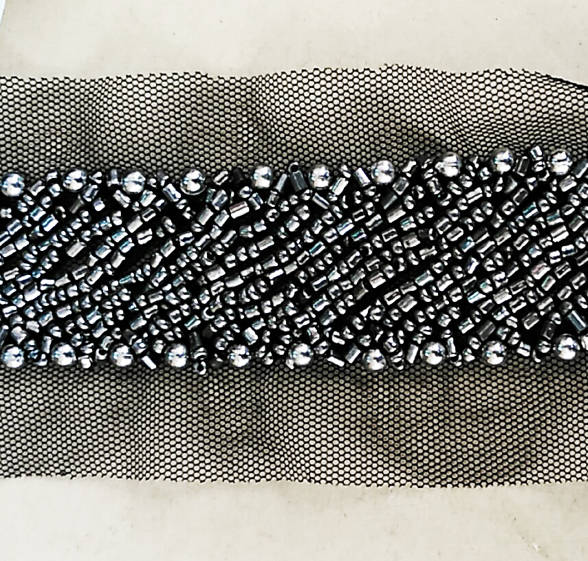 Тесьма на сетке Дорожка из бисера, 6см, черный, никель бисер, ярд. Тесьма