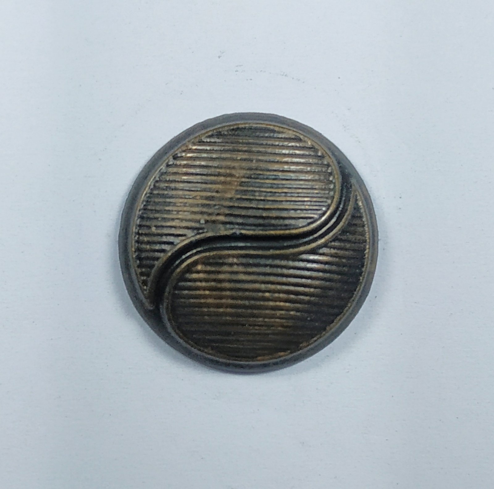 Пуговица TR-15-28 ant 17мм. Пуговица металлизированная