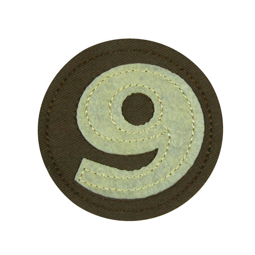 Нашивка тканевая 9 шар 7,2см ткань светло-бежевый на коричневом, шт. Нашивка Вышивка, Ткань