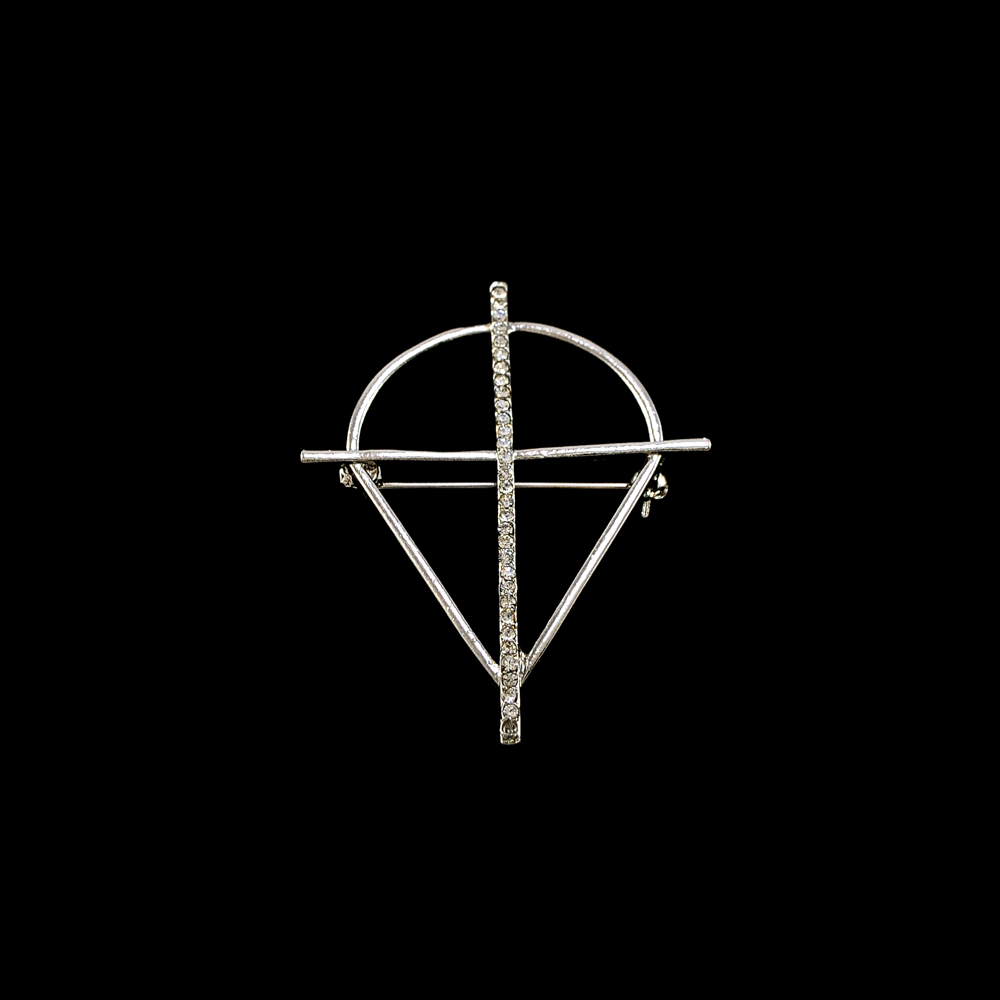 Брошь Крест никель, белые камни. Броши