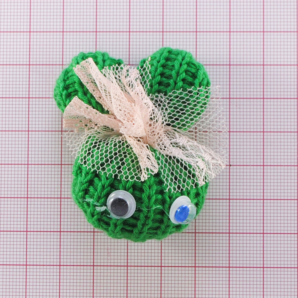 Аппликация тк. приш. дет. зайчик вязаный 4*6см, зел., роз., шт. Аппликации Пришивные Кружевные Вязаные