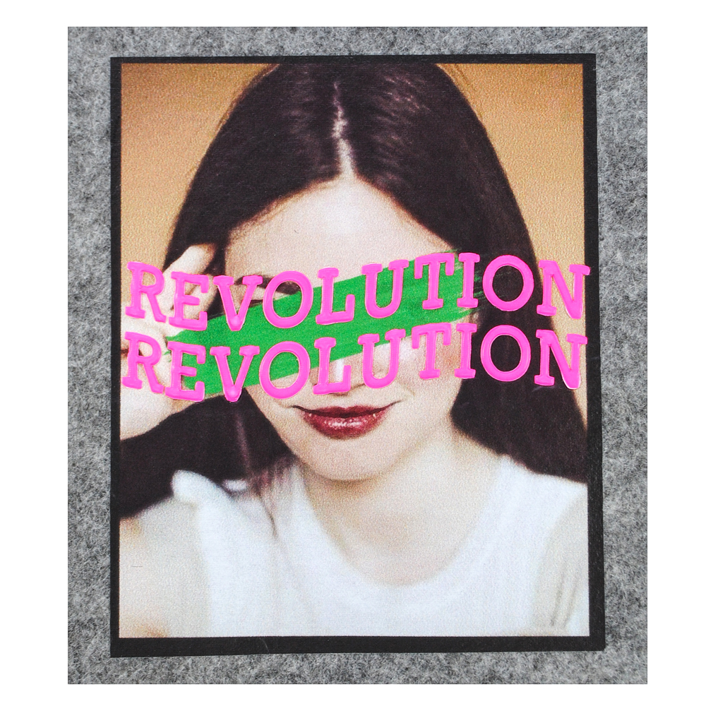 Термоаппликация Revolution, 9,6*11,7см, черный, белый,  розовый, зеленый, шт. Термопереводки Резиновые, Термопленка