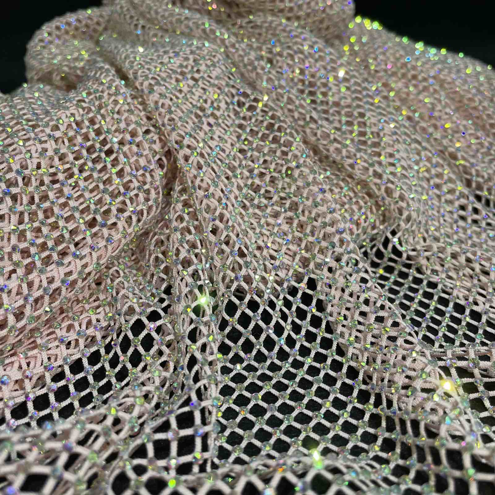 Сеть со стразами SS12, 150*100см абрикосовый, crystal AB, champagne, шт. Полотна из страз