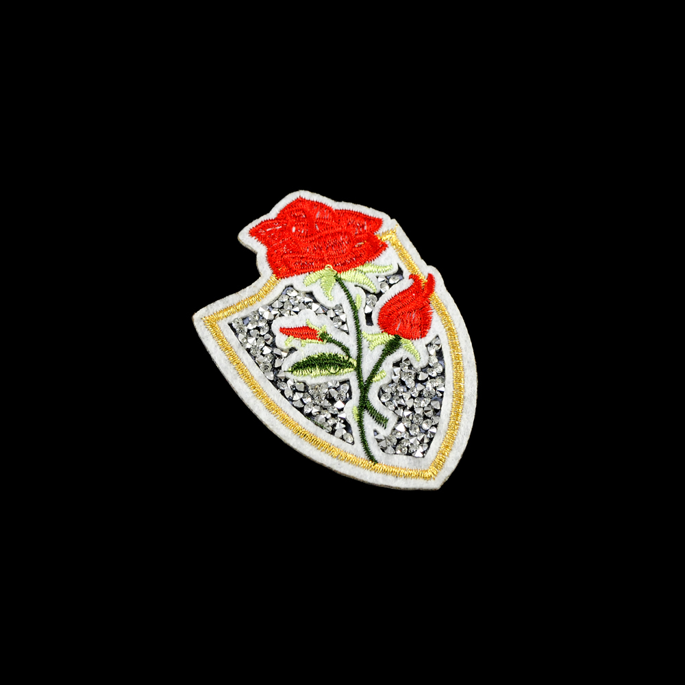 Аппликация клеевая стразы Эмблема розы 9,5*6,5см красный, белый, желтый, зеленый, камни белые, шт. Аппликации клеевые Стразы