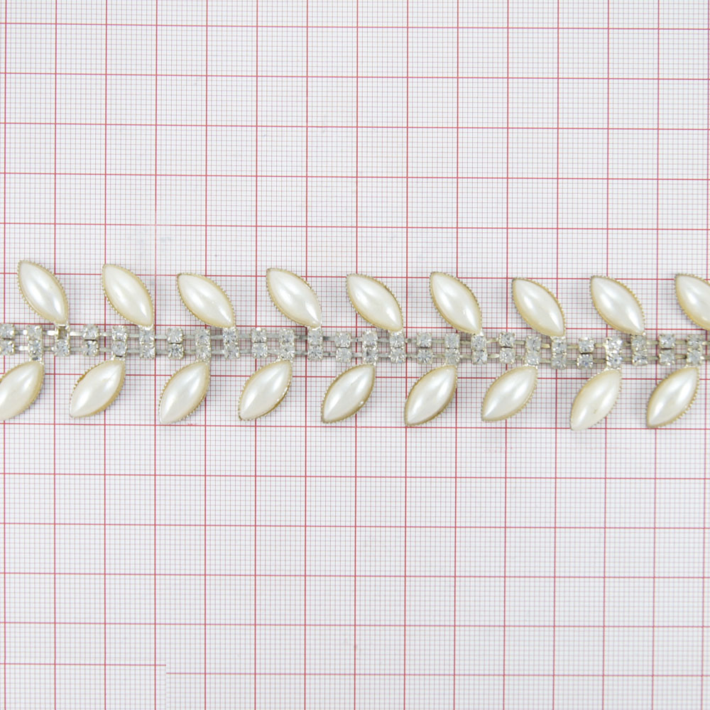 Тесьма стразы из камней - бел.камни 2 ряда, капля бел. жемчуг, NIKEL, ярд. Тесьма из страз