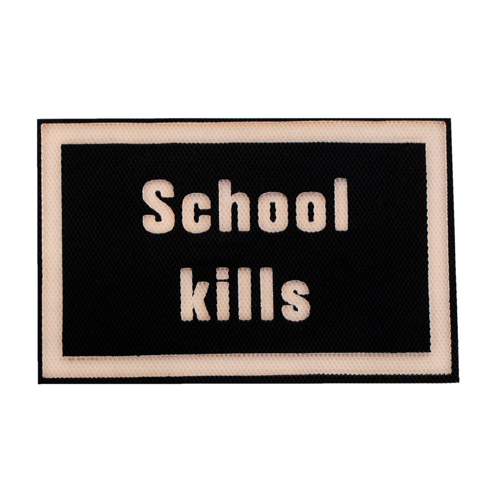 Аппликация кожзам пришивная School Kills 110*70мм черно-бежевая, шт. Нашивка Кожзам