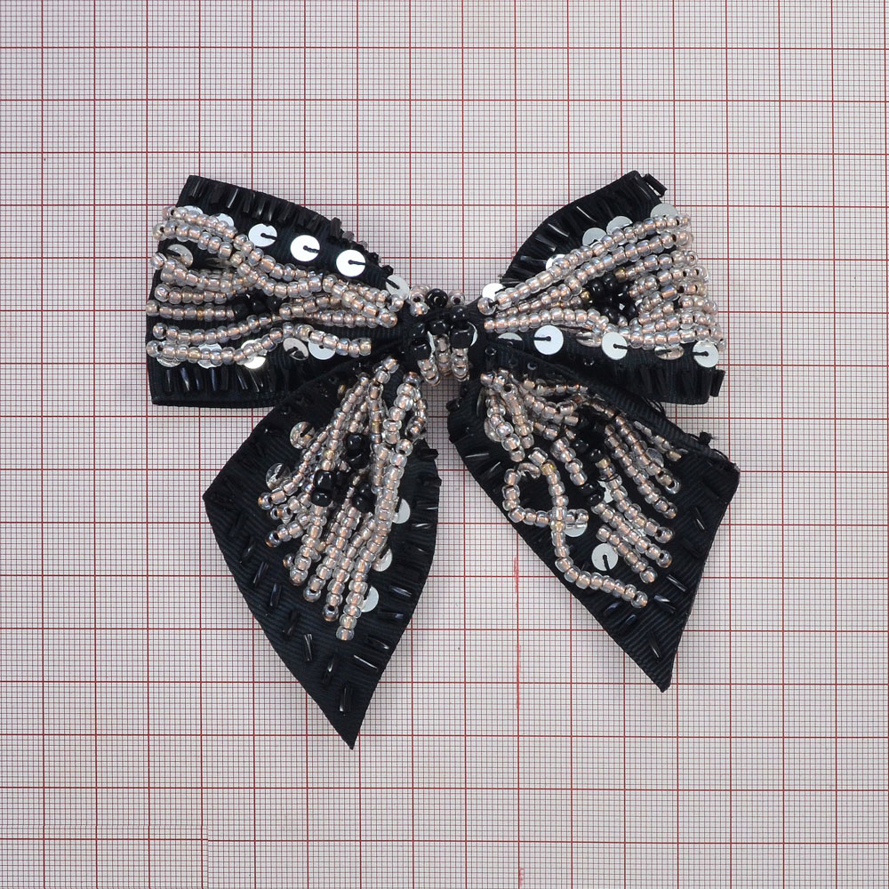 Аппликация декор черный бант, бисер, пайетки. Аппликация Декор