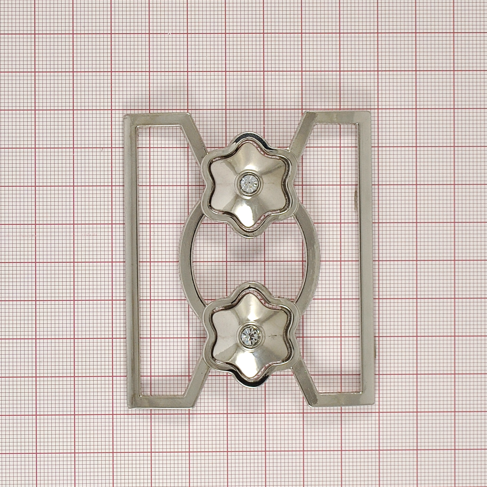 Пряжка ременная 2001 Цветочки с камнями 7см NIKEL . Застежки металл