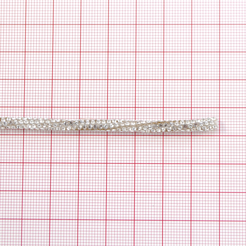 Шнур со стразами, SS5 (класс А), 0,4 см, белый, ярд. Тесьма из страз
