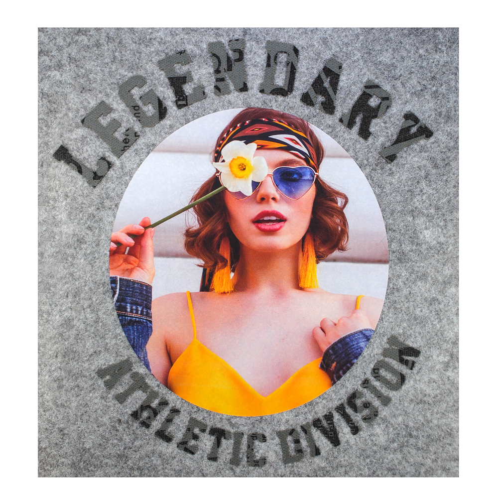 Термоаппликация Девушка с нарциссом, 19,5*21,5см, черный, белый, бежевый, синий, желтый, шт. Термопереводки Резиновые, Термопленка