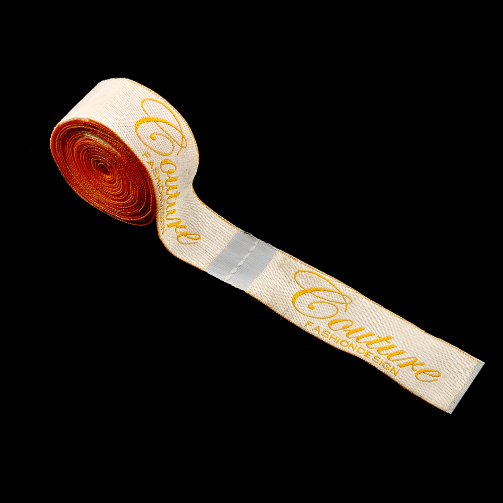 Вышивка Couture 2см, белая, серебро ацетат /70 atki/, 100м. Вышивка / этикетка тканевая