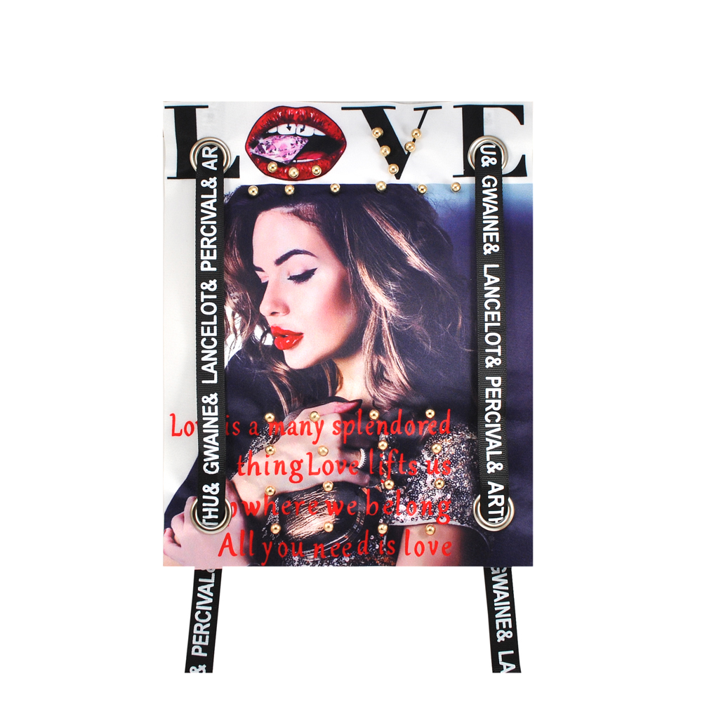 Аппликация пришивная с бисером, люверс, LOVE Девушка, 20*35,5см, красный, белый, синий, шт. Аппликации Пришивные Стразы, Бисер, Металл