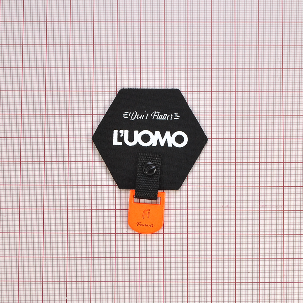 Лейба полиуретан с подвеской L'UOMO, 5*4,5см черный, белый, оранжевый, шт. Лейба Кожзам