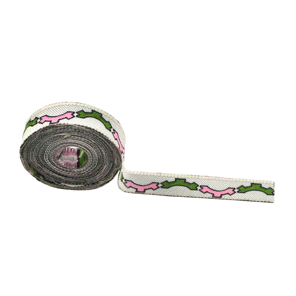 Этикетка тканевая вышитая Fabrika №4 /тесьма 1,3 см/100м. Вышивка / этикетка тканевая