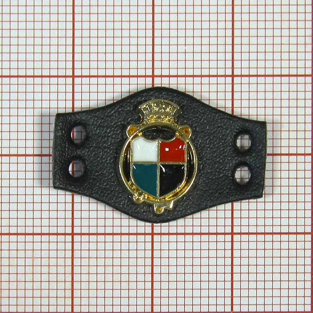 Лейба кожзам  J$Da Герб 27*17мм черная, GOLD, эмаль 4 цвета. Лейба Кожзам