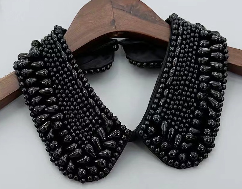 Воротник декор, закругленный, бусины, черный, шт. Воротники