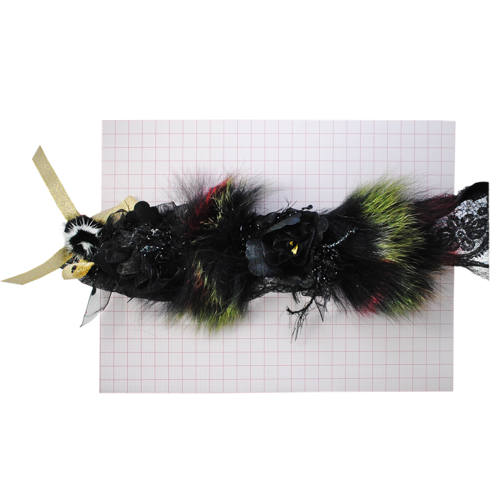 Воротник черный, мех меланж, черная шифоновая роза, золотой бант, шт. Отделка Тесьма резаная