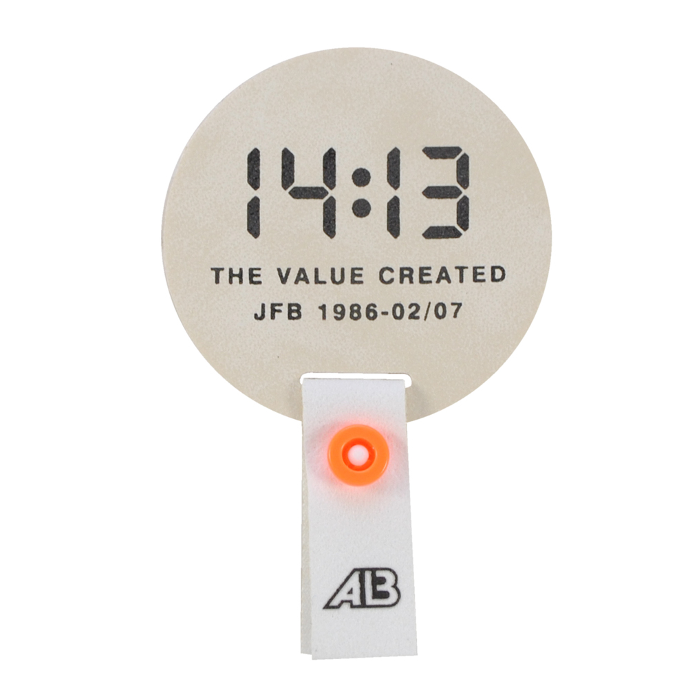 Лейба К/З 14:13 the value created, 5,5*5,5см, беж., бел., черн., оранж.,   шт. Лейба Кожзам