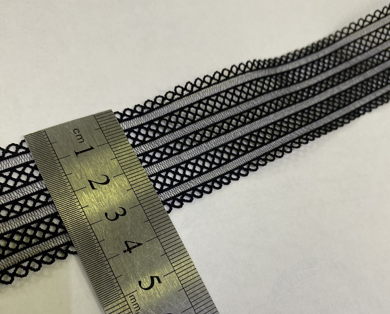 Резинка ажурная 3,5см черный, 48ярд. Резинка
