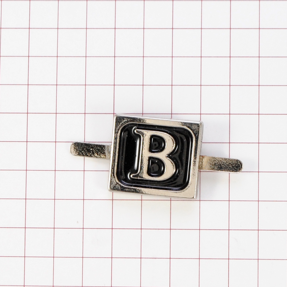 Краб металл буква "B", 1,6*1,4см, никель, черная эмаль, шт. Крабы Металл Надписи, Буквы