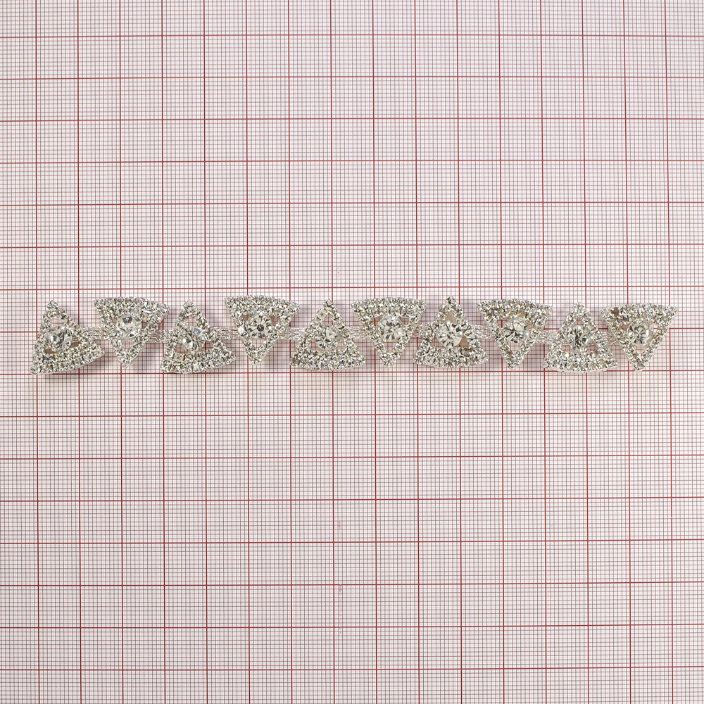 Тесьма стразы Треугольники 1,7*1,7см серебро, ярд. Тесьма из страз