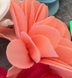 Аппликация тканевая пришивная Цветок 22см гофрированный, коралловый, шт. Аппликации Пришивные Цветы Банты