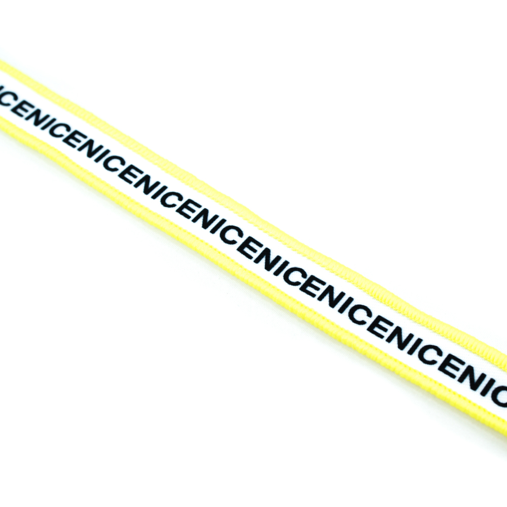 Нашивка тканевая NICE лента 26,5*1,8см белая, черный, желтый оверлок, шт. Нашивка Вышивка, Ткань