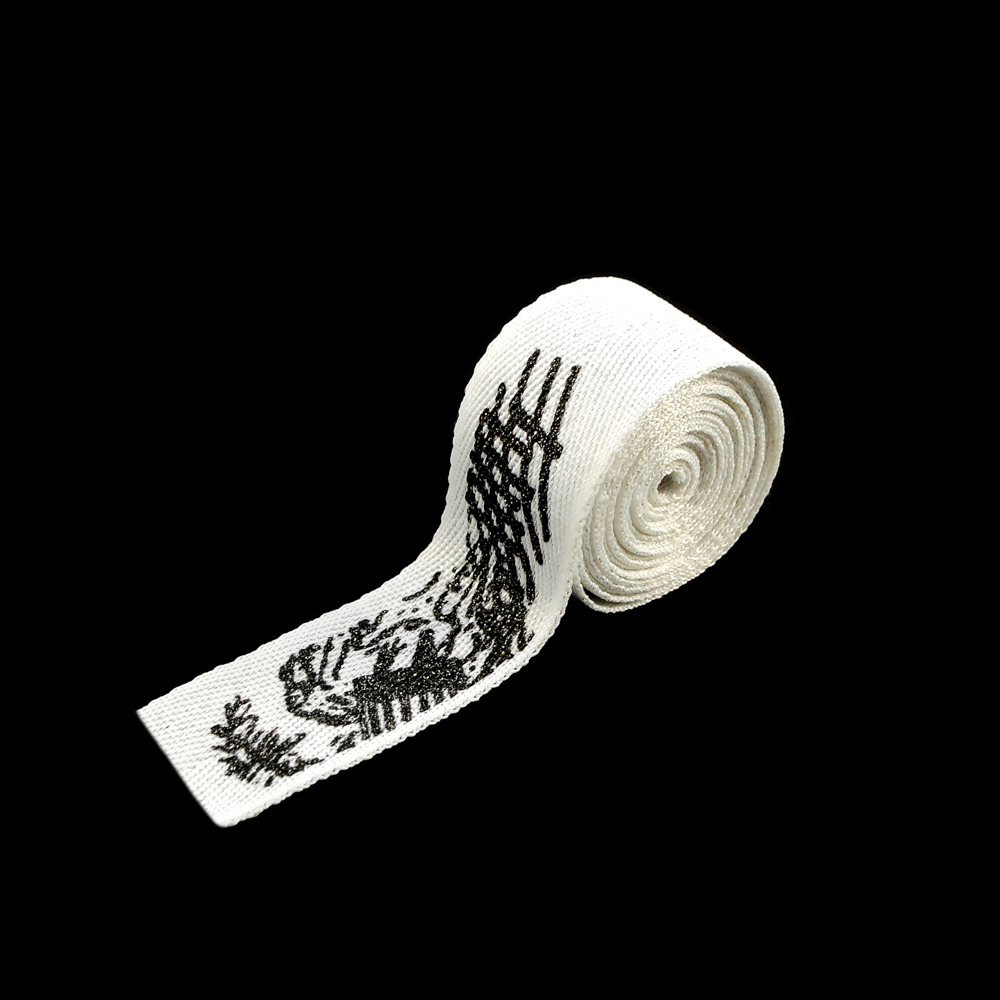 Тесьма киперная 2,5см, черный, белый, люрекс серебро, 48ярд. Тесьма