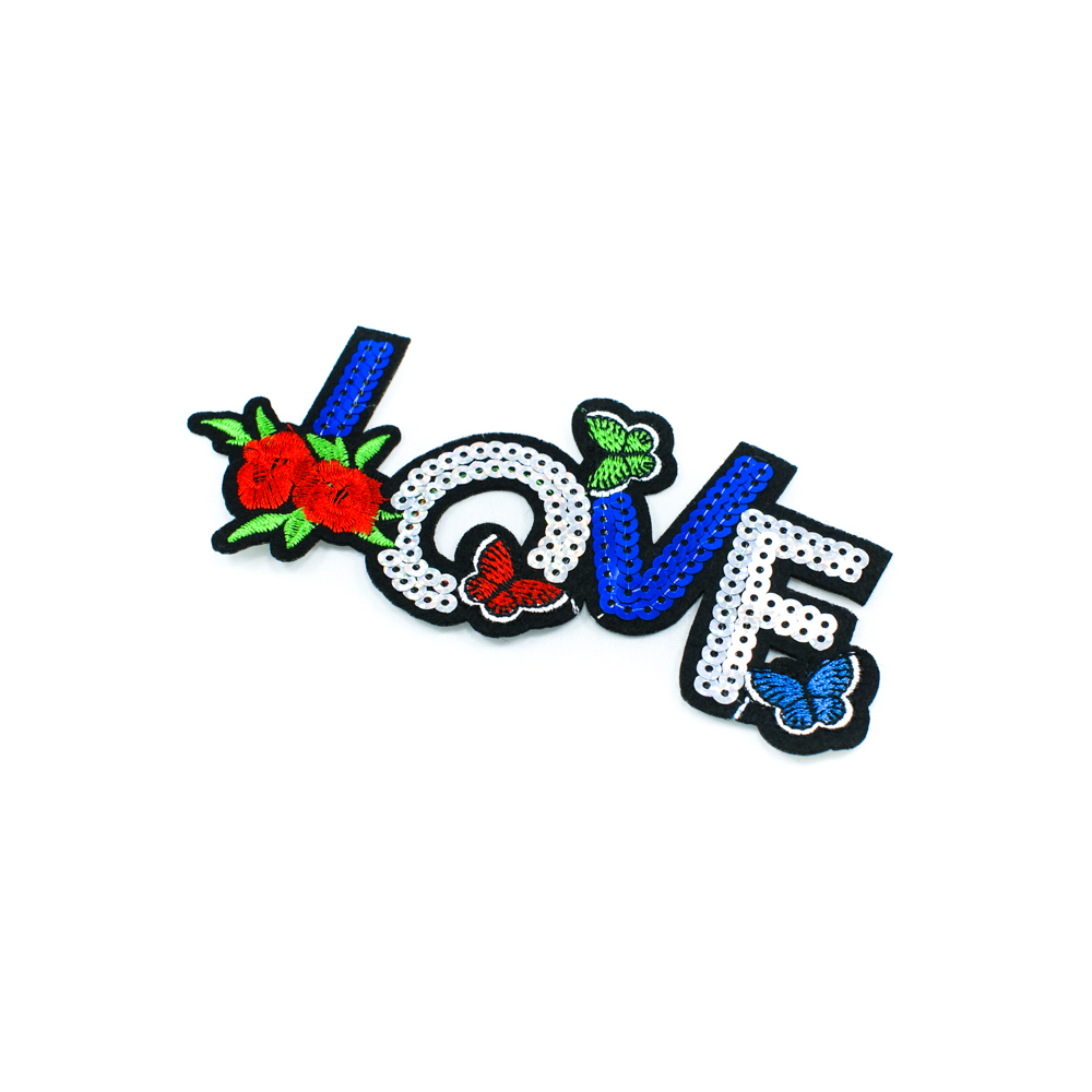 Аппликация клеевая пайетки LOVE 15*7см красные, черные, белые, светло-зеленые, синие нити, синие, серебристые пайетки. Аппликации клеевые Пайетки