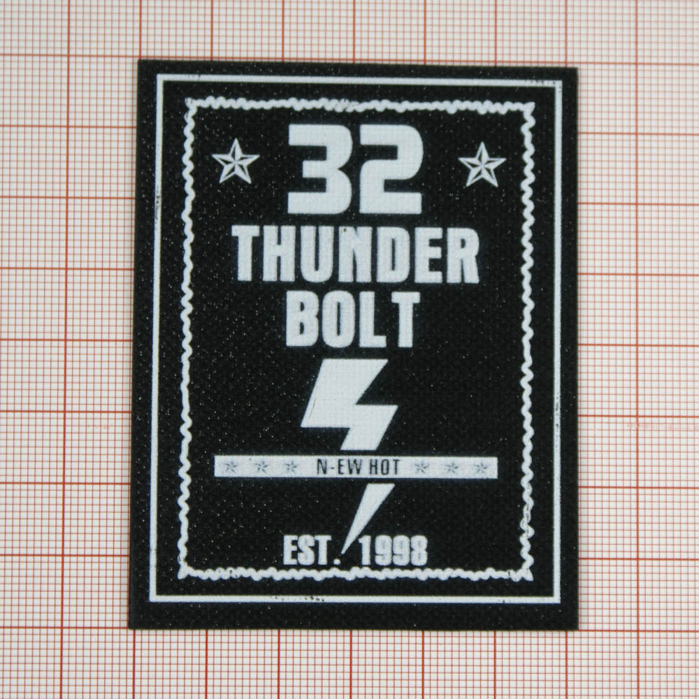 Лейба клеенка блестящая 32 Thunder Молния 5,6*7,8см черно-белый, шт. Лейба Клеенка