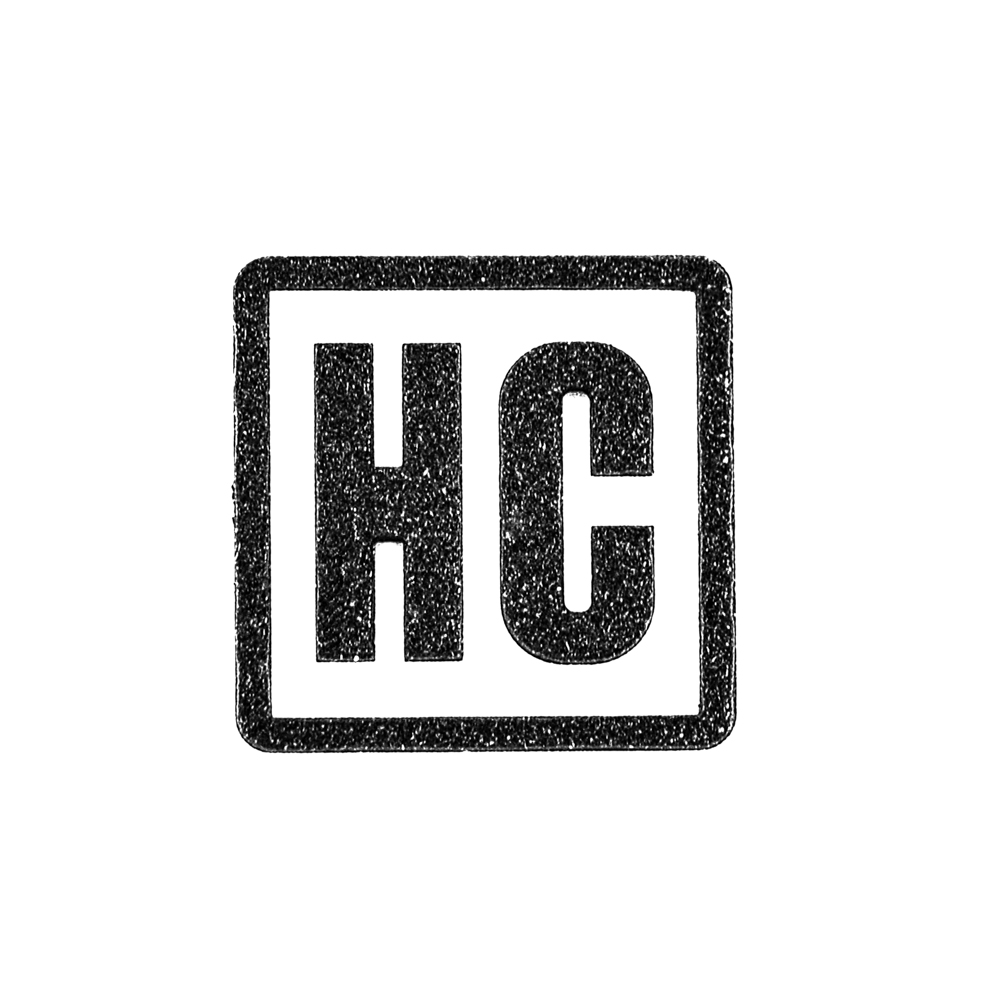 Термоаппликация резиновая HC белая, черный лого 25*25мм, шт. Термоаппликации Резиновые Клеенка