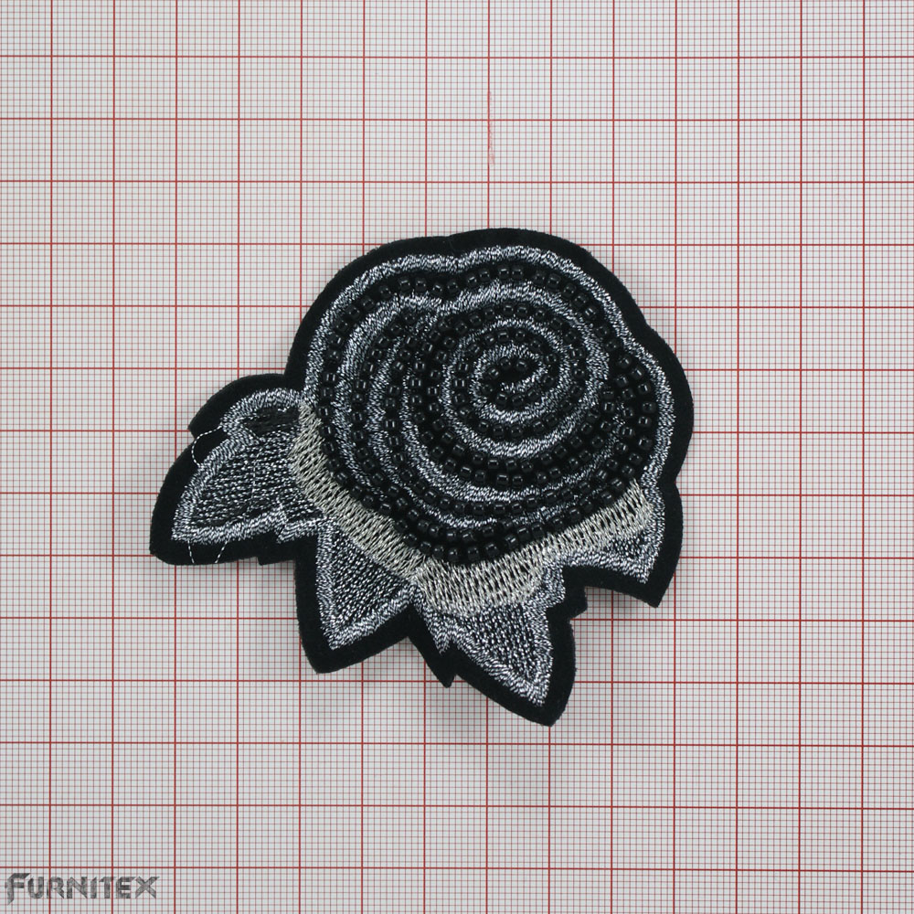 Аппликация пришивная бисер Роза черная 7,8*8,3см черно-серая вышивка, черный бисер, шт. Аппликации Пришивные Стразы, Бисер, Металл