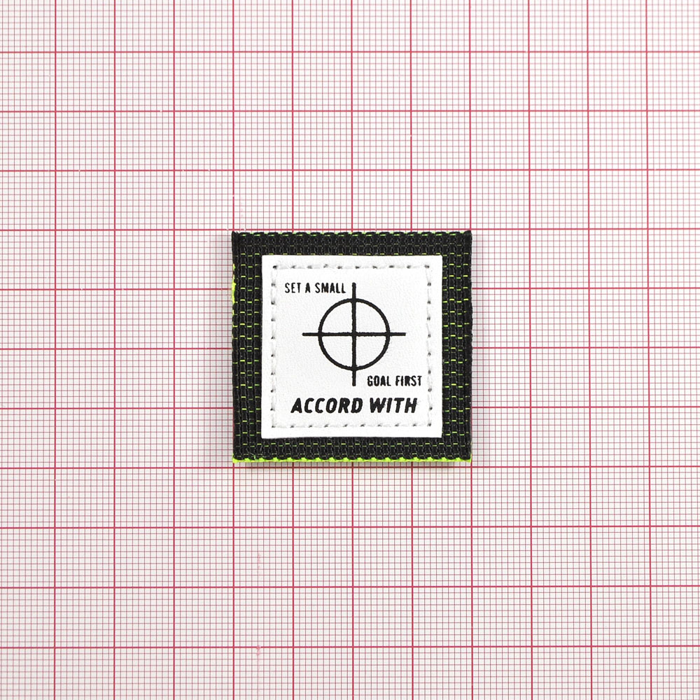 Лейба тканевая Прицел, 4*4см, черный, зеленый, белый, шт. Лейба Ткань