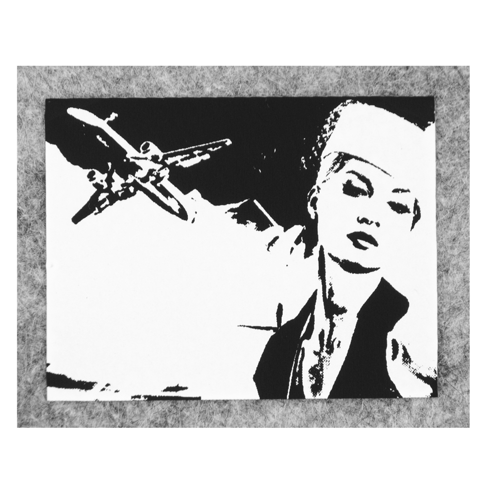 Термоаппликация резиновая Стюардесса 58*45мм, черно-белая, шт. Термопереводки Резиновые, Термопленка