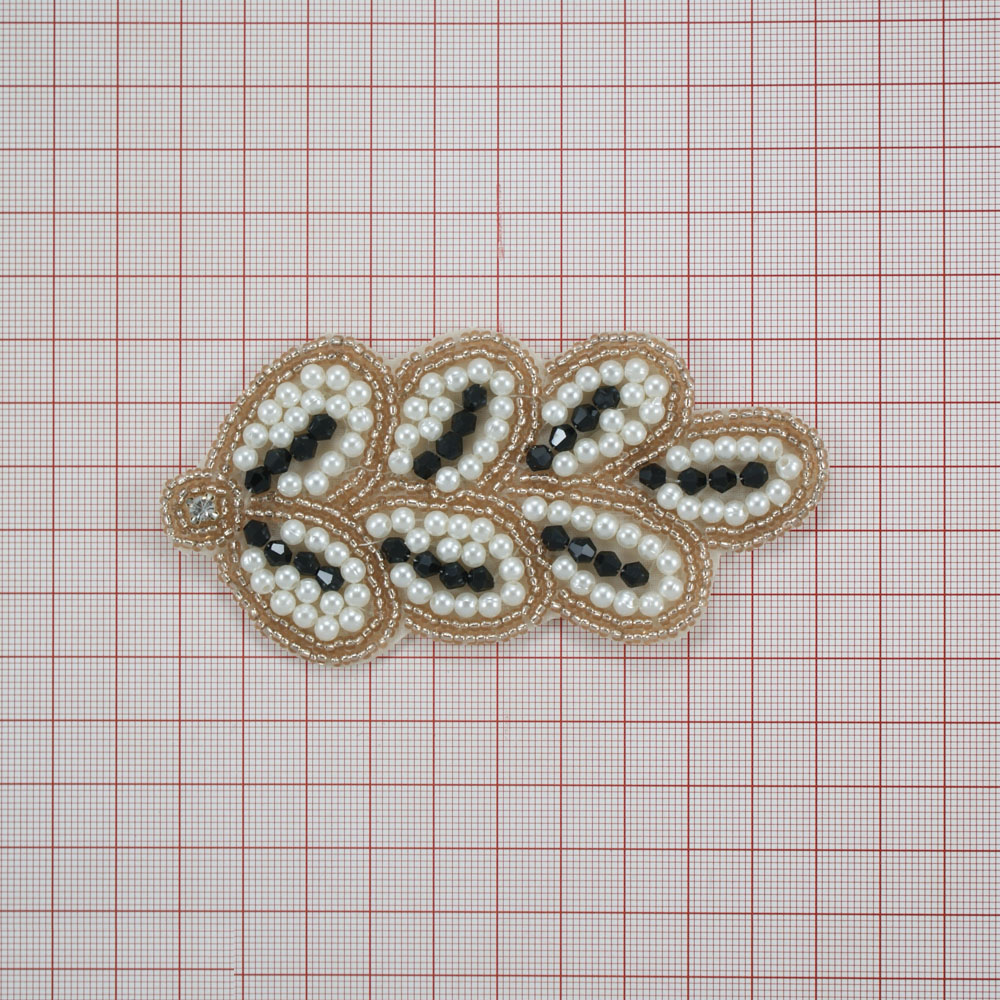 Аппликация декор №101 Дубовый лист белый жемчуг, бежевый бисер. Аппликация Декор