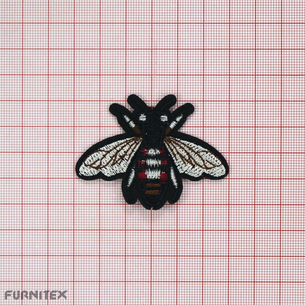Аппликация клеевая вышитая Муха 4,5*6см черный, красный, коричневый, бежевый, шт. Аппликации клеевые Вышивка