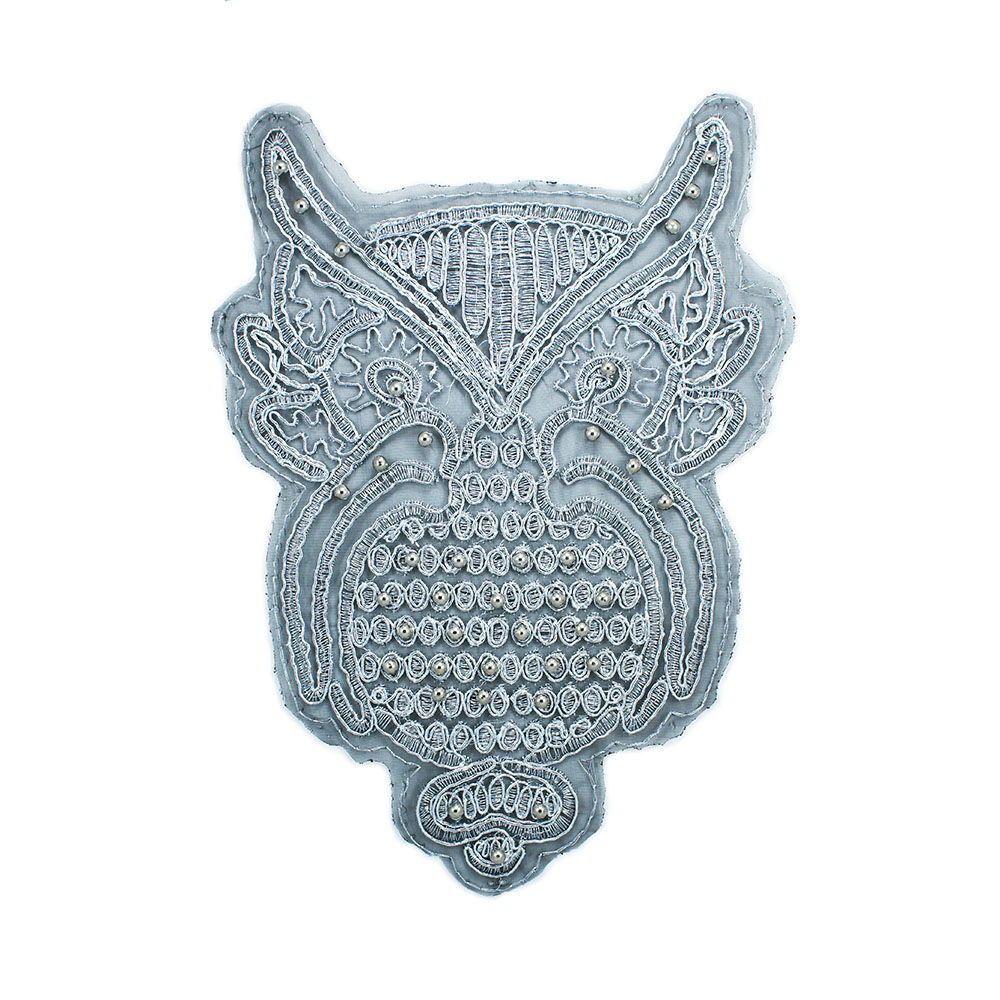 Аппликация кружевная пришивная Серебряная сова 17,5*24см серый, черный, шт. Аппликации Пришивные Кружевные Вязаные