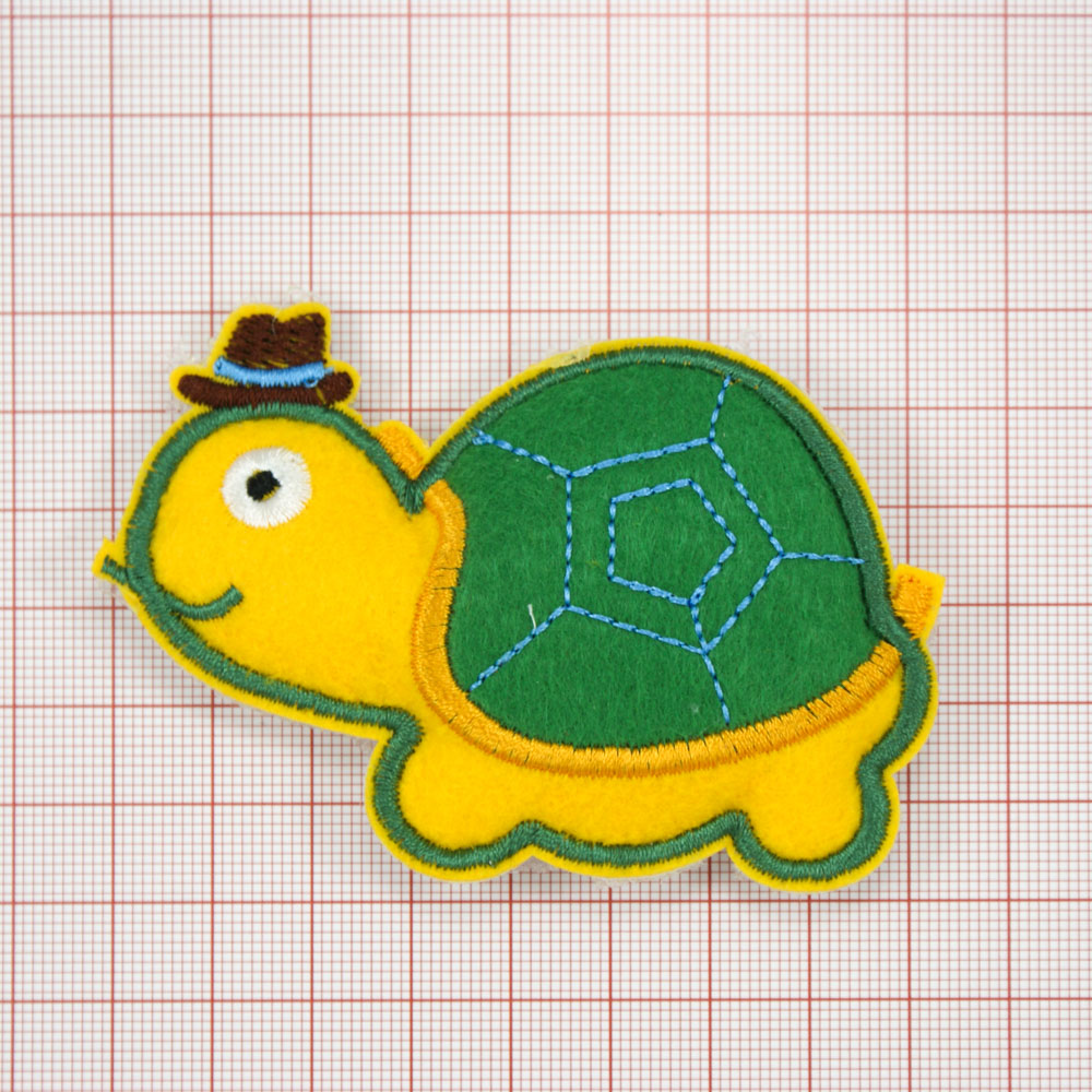 Нашивка тканевая Черепашка 8,5*6см желто-зеленая, коричневый, голубой, шт. Нашивка Вышивка, Ткань