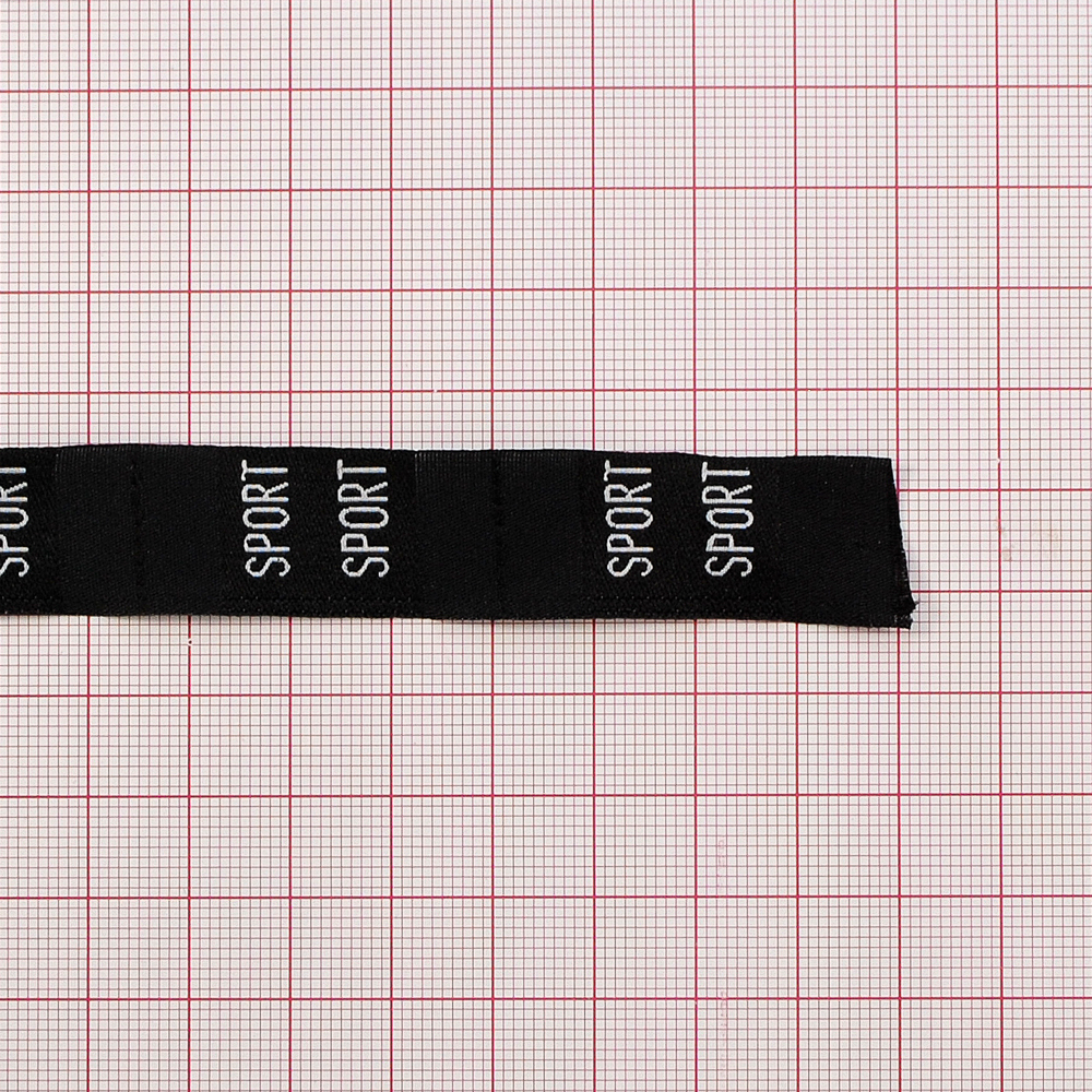 Этикетка тканевая вышитая Sport  № 3 /флажок/ черная 3,6*1,7см . Вышивка / этикетка тканевая