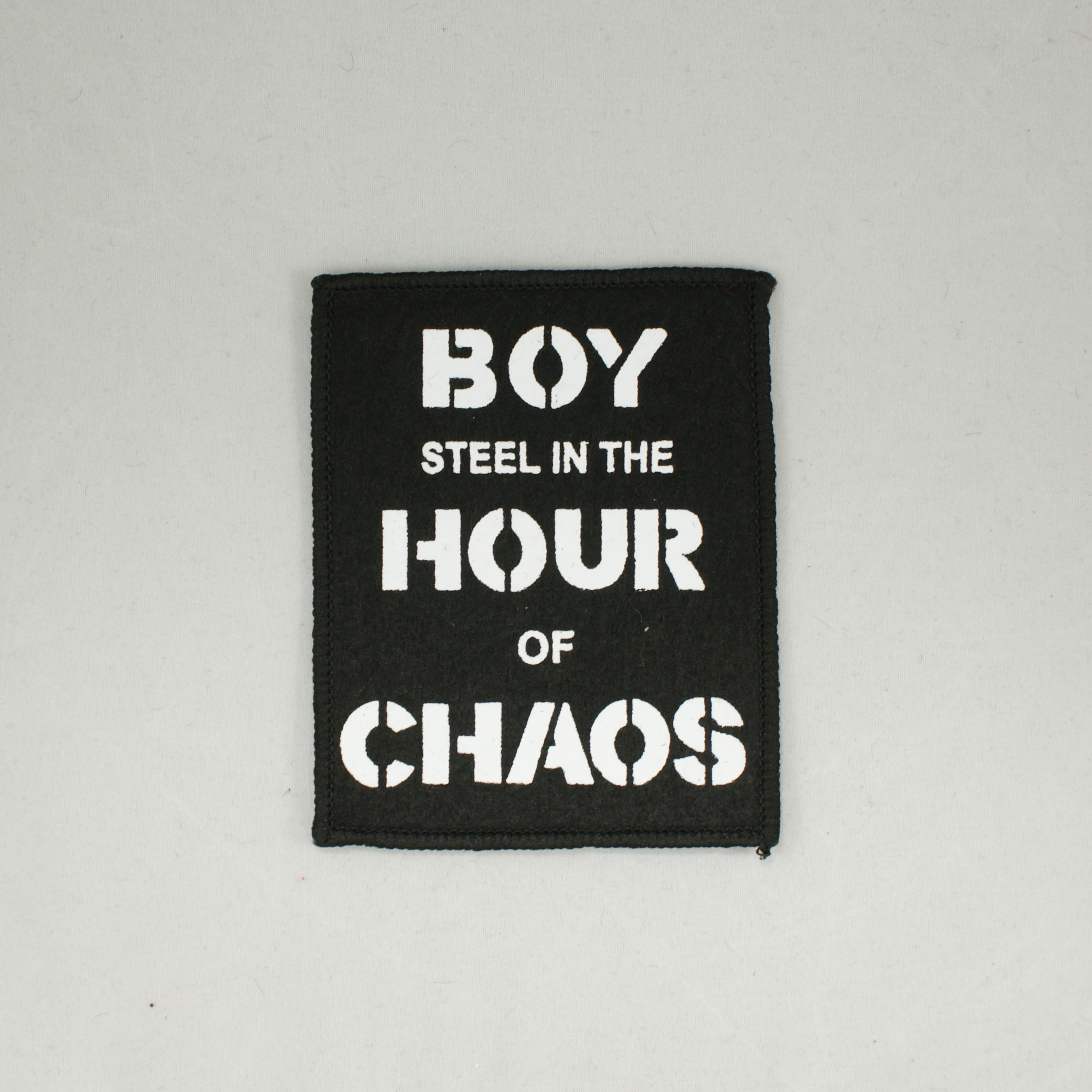Нашивка тканевая Boy steel in the hour of chaos 10*8см, черный фон, белые буквы, шт. Нашивка Вышивка, Ткань