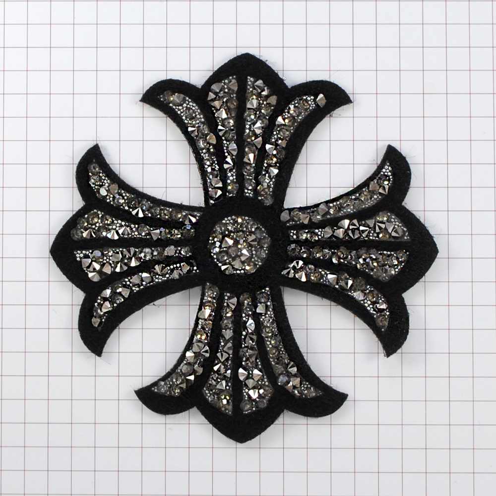 Аппликация клеевая войлок Крест 8см черный, белые камни, шт. Аппликации клеевые Тканевые