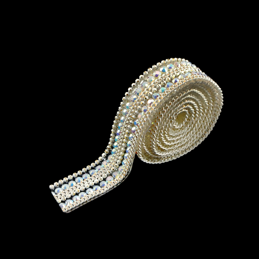 Тесьма стразы клеевые G2,1,2см. белая, камни белый хамелеон, ярд. Тесьма из страз