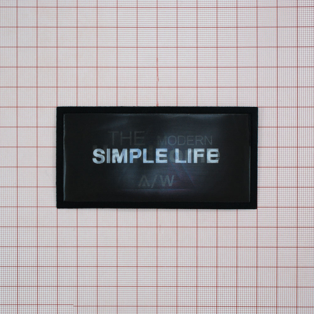 Нашивка тканевая голографическая Simple life 5*10см, черный, белый лого. Нашивка Вышивка, Ткань