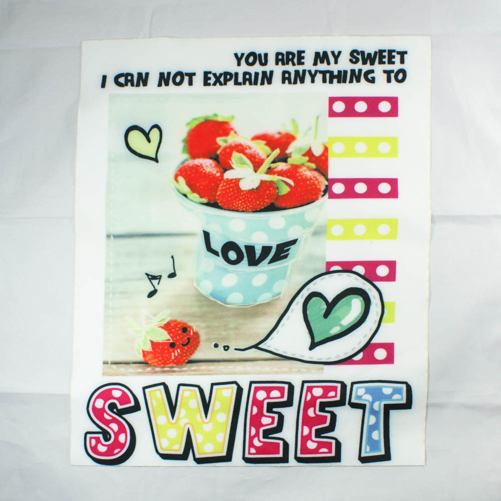 Аппликация пришивная Sweet клубника 30*24см белый фон, цветные буквы, шт. Аппликации Пришивные Постер