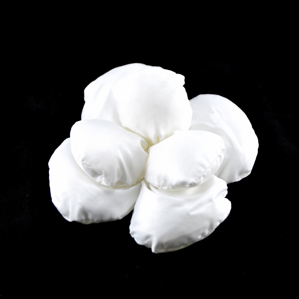 Аппликация декор обувная Дутик F-5521 Цветок 7 белая, шт. Аппликации Пришивные Цветы Банты