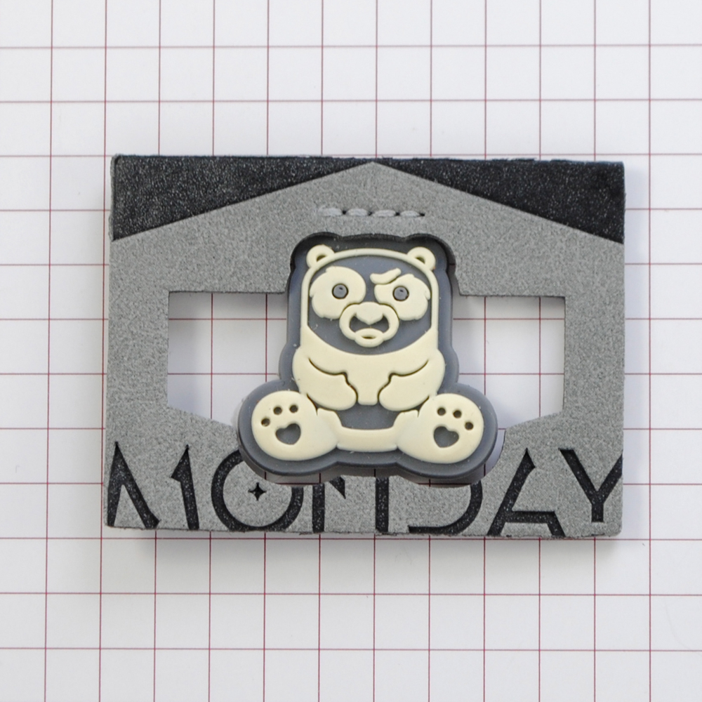 Лейба к/з.Мишка Monday, 4,7*3.5см, серый, шт. Лейба Кожзам