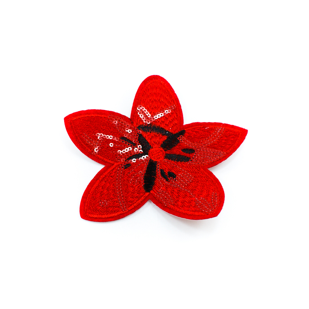 Аппликация клеевая пайетки Цветок 13*12,8см красные, черные нити, красные пайетки. Аппликации клеевые Пайетки