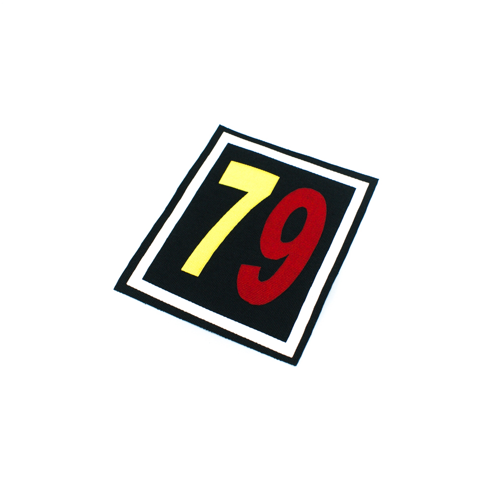Нашивка тканевая 79 8,7*10,5см черный, белый, красный, желтый, шт. Нашивка Вышивка, Ткань