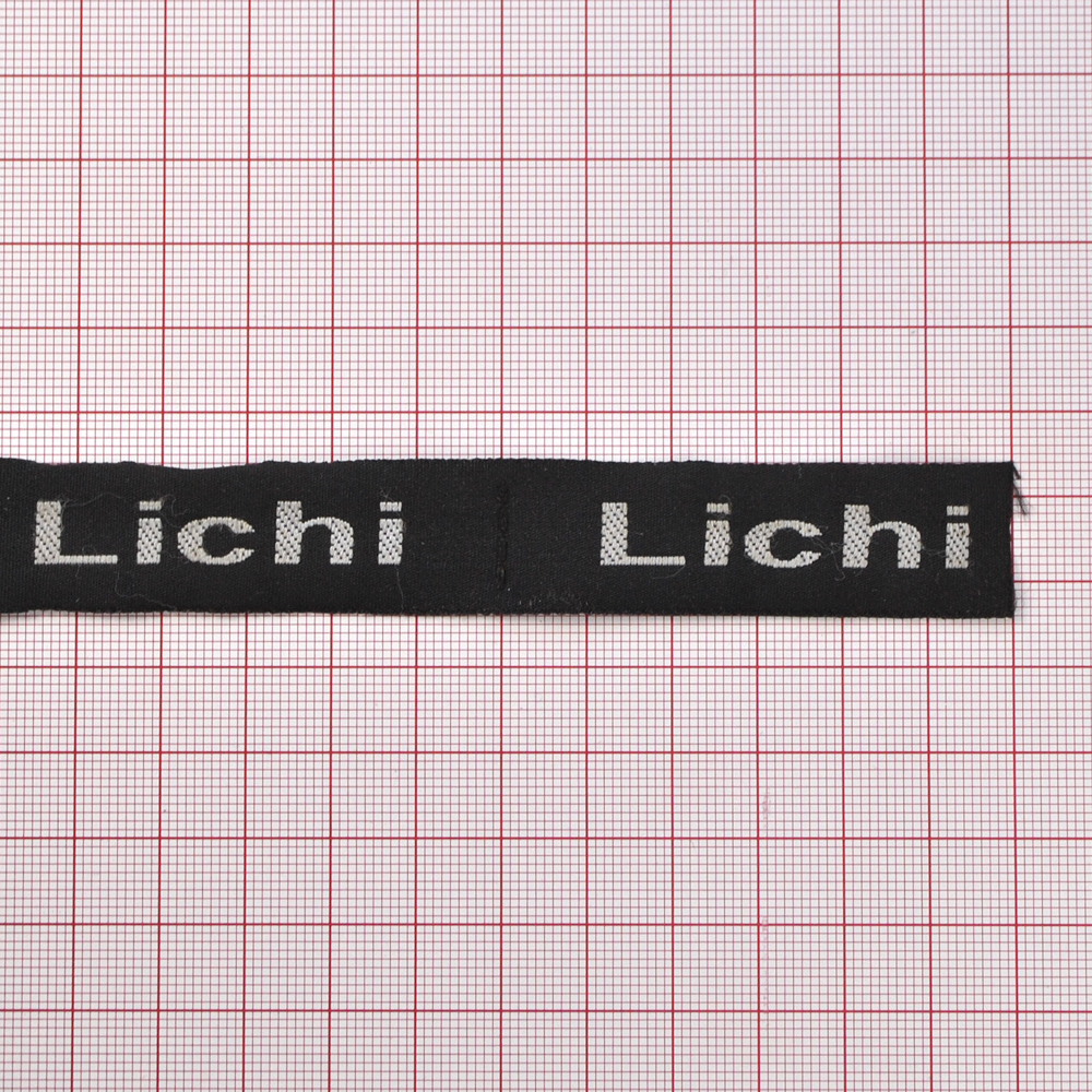 Этикетка тканевая вышитая Lichi. Вышивка / этикетка тканевая
