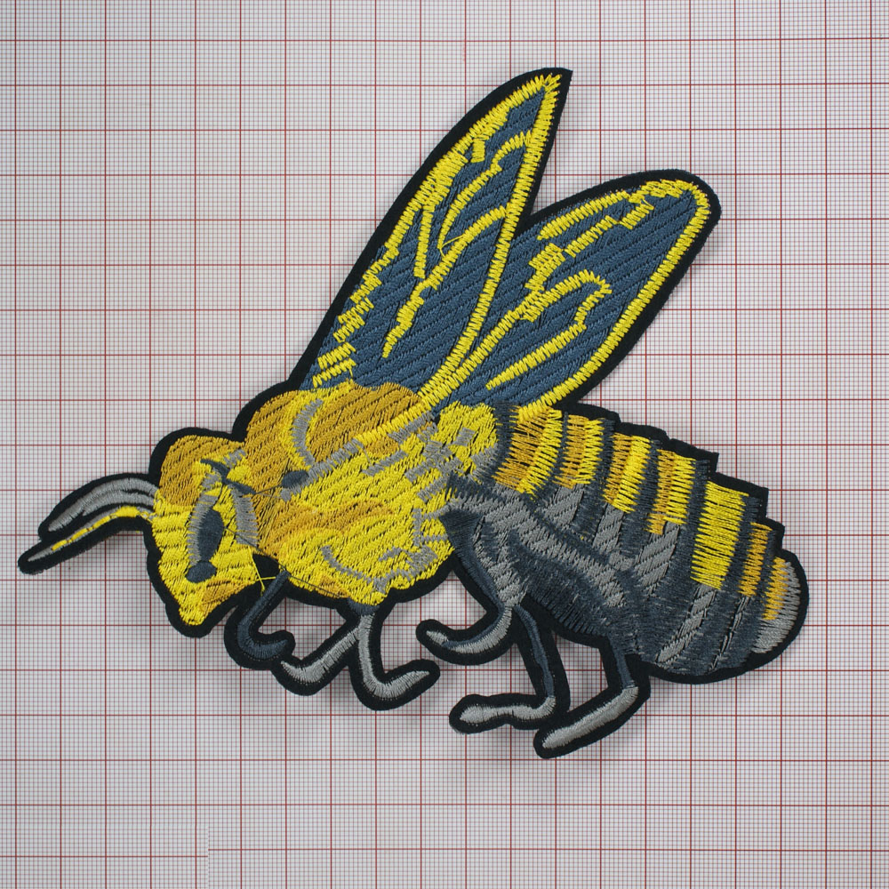 Нашивка тканевая Оса 15*17см желый, серый, темно-серый, черный, шт. Нашивка Вышивка, Ткань